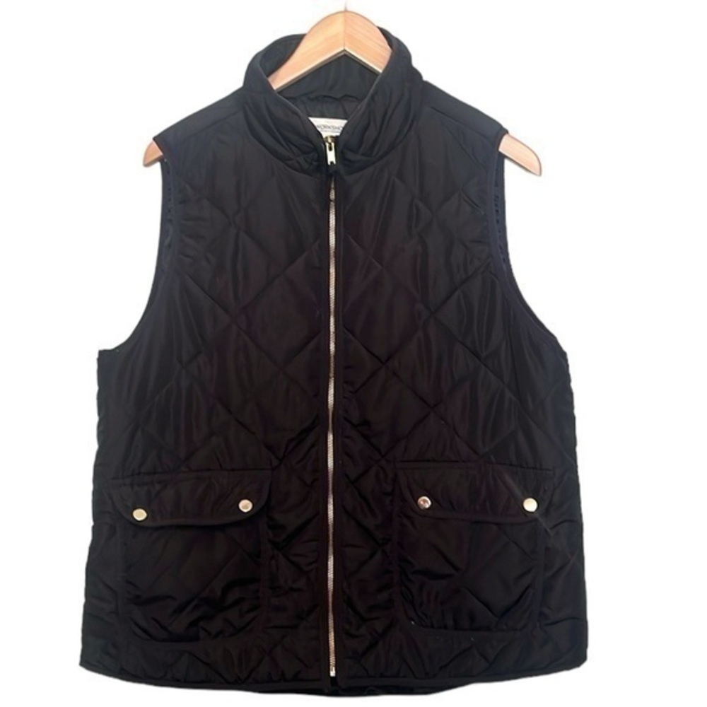 Workshop Quilted Full Zip Vest Color is black, womens size 0X